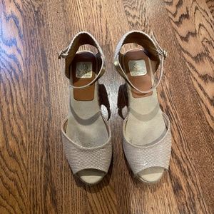 Kanna Espedrille Wedge Gold Size 39 (8-8.5)